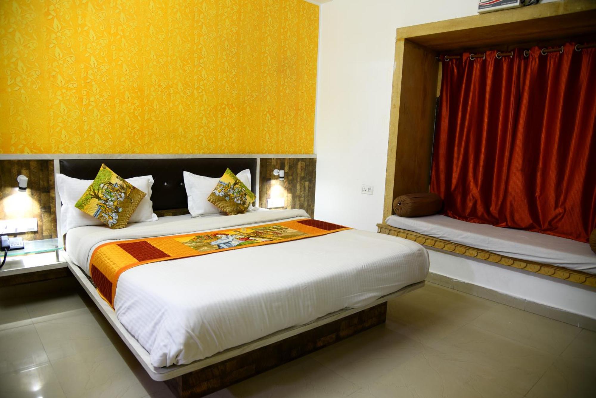 Hotel Marina Mahal With Swimming Pool Jaisalmer Exterior photo